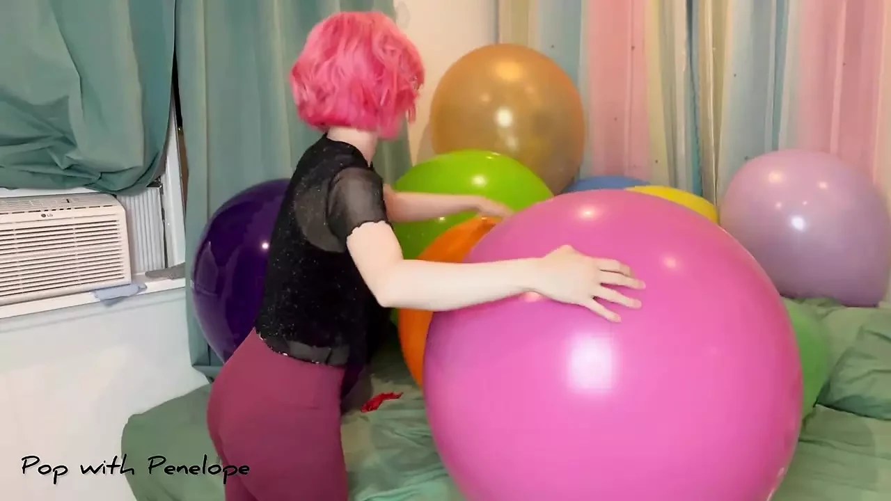 Nail and Air Pump Popping BIG Balloons! Tuftex, Cattex, Globos Payaso