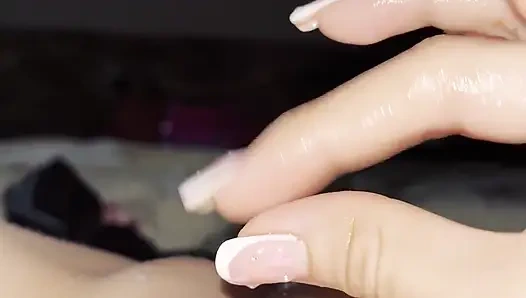 Tadi malam saya minum beberapa minuman dan bahkan masturbasi