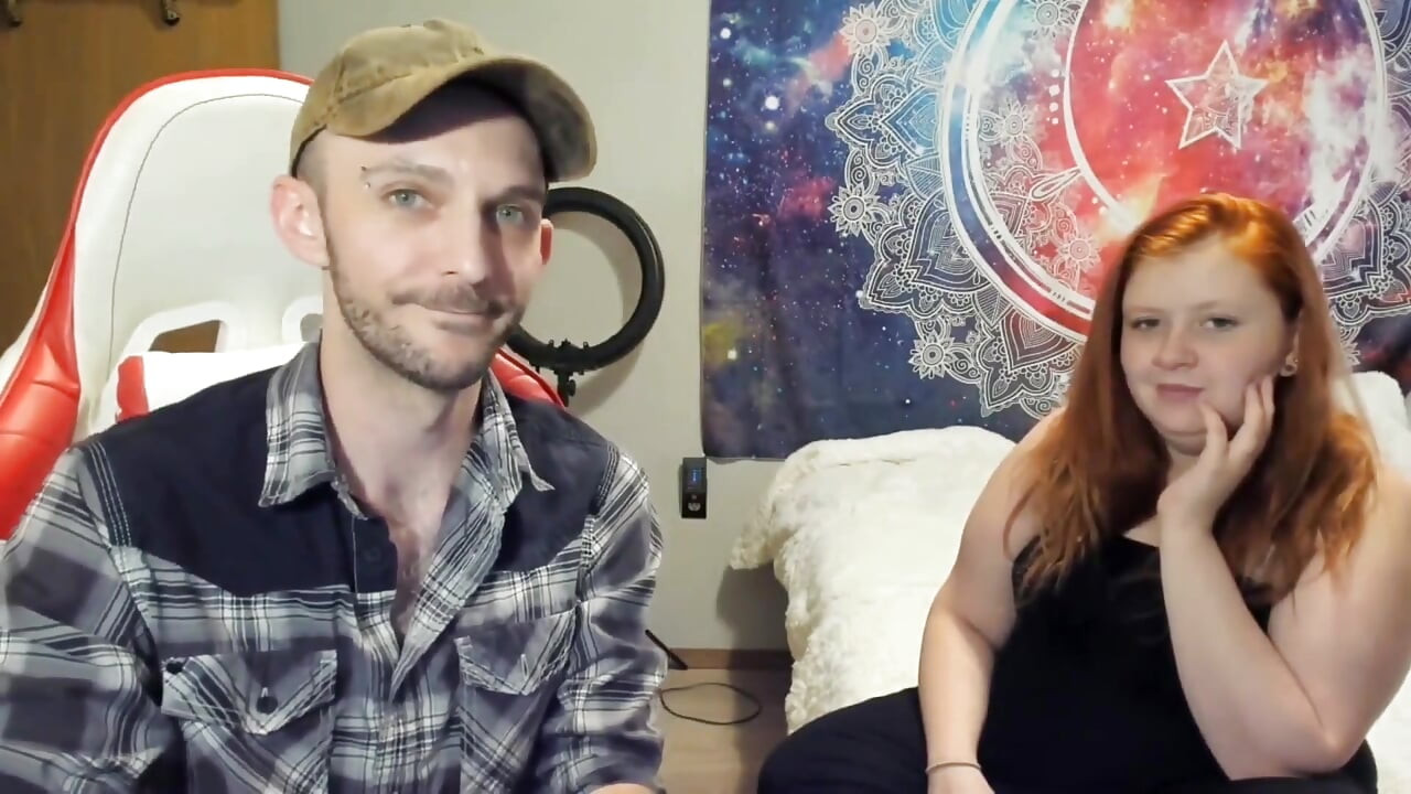 Animour - dezbrăcare cu vibrator și masturbare