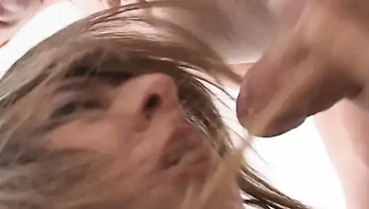 Çirkin İtalyan orta yaşlı seksi kadın götten yarak almayı seviyor