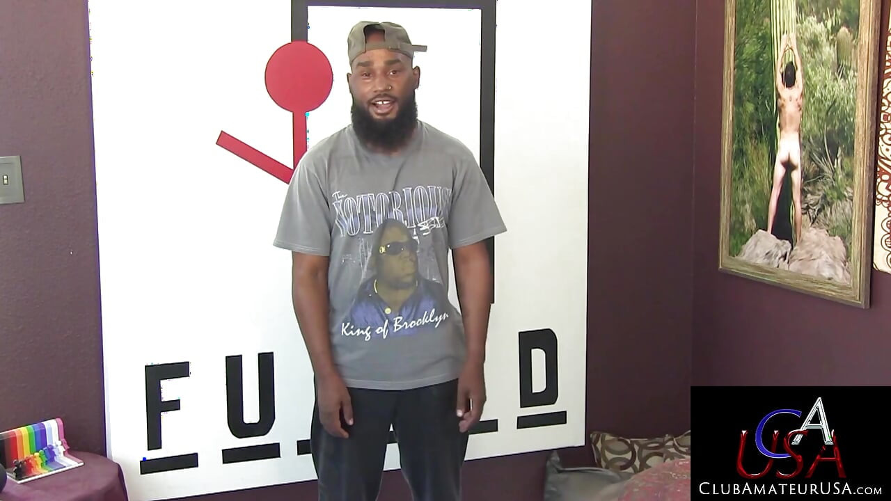 大黑同性恋马利克喜欢按摩师色情按摩