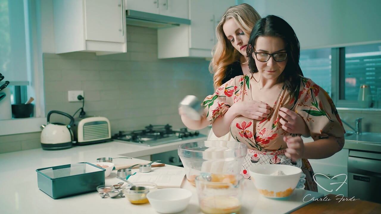 Bake Me a Cake Featuring Charlie Forde, Chasey Devil