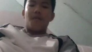 asian boy filming him jerking off (39'')