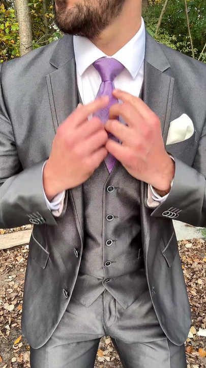 Public Outdoor Masturbation in a Shiny Suit