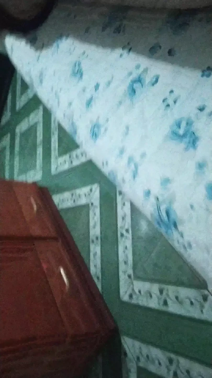 Niñera me da una mamada descuidada
