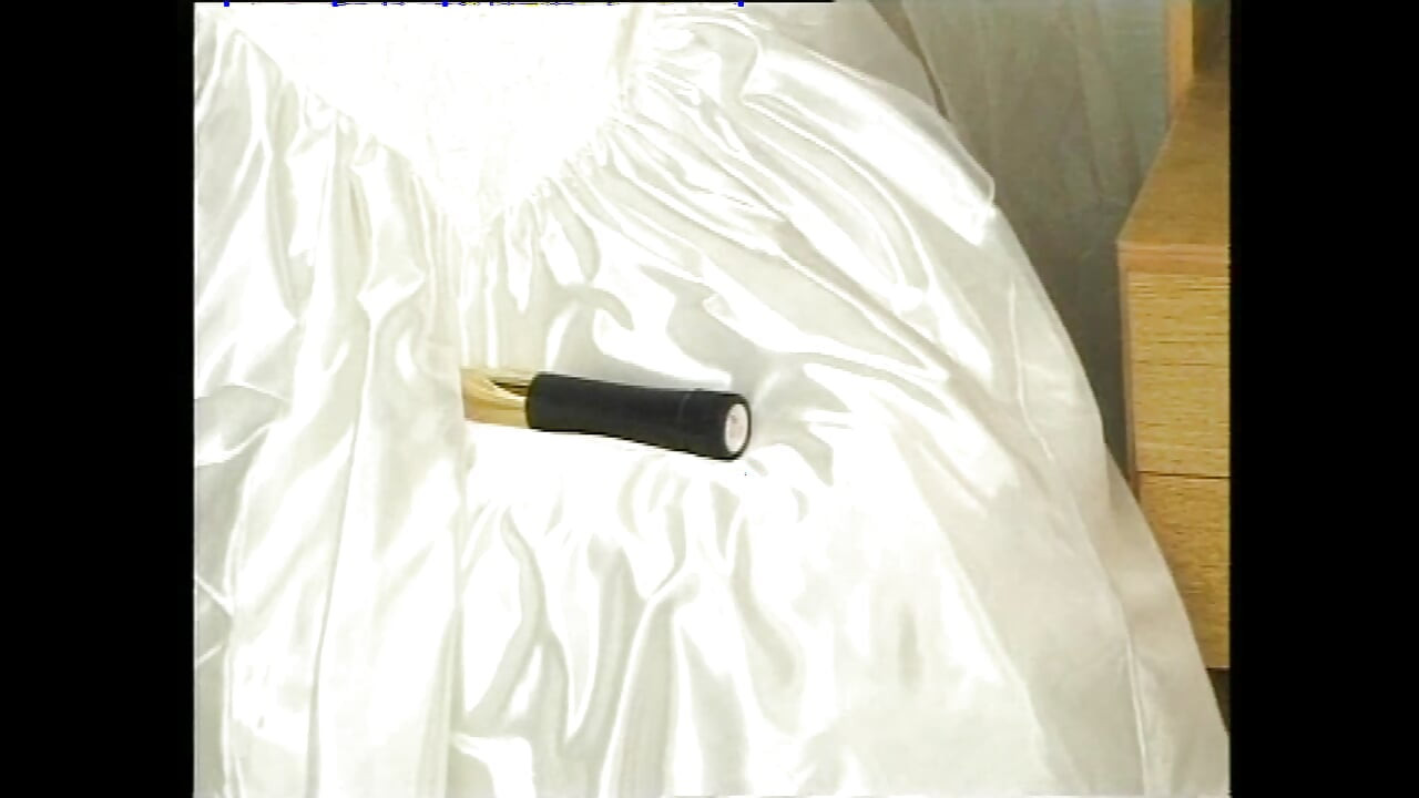 Extreme Pleasure for the Queen