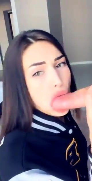 fantastic babe sucking