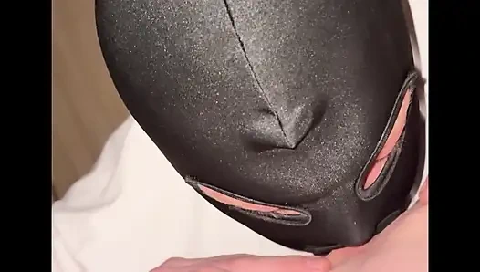 Жена и муж занимаются грязным сексом. Черный дилдо, фистинг, кримпай, кончание