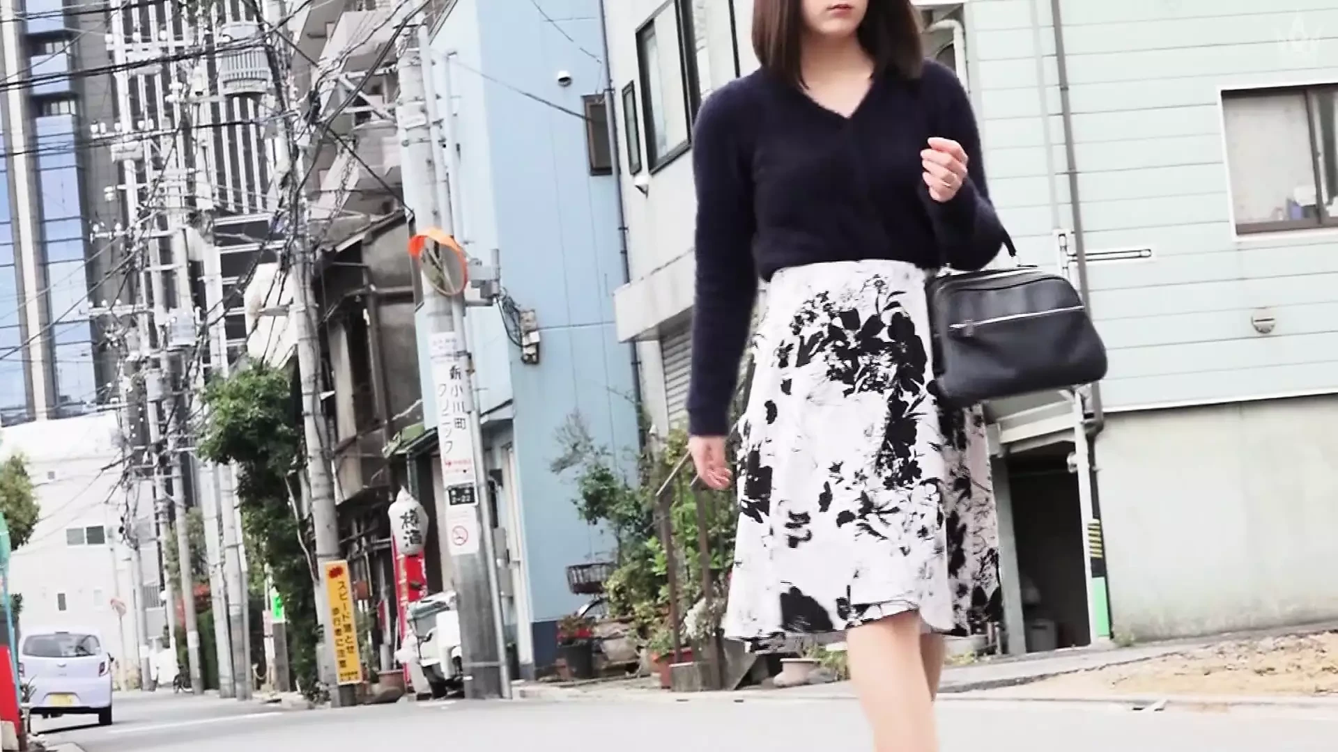 P013G05 夫の親友と不倫関係に堕ちた若妻…旦那とのセックスレスがもたらす危険な遊戯に我を忘れてイキまくる人妻