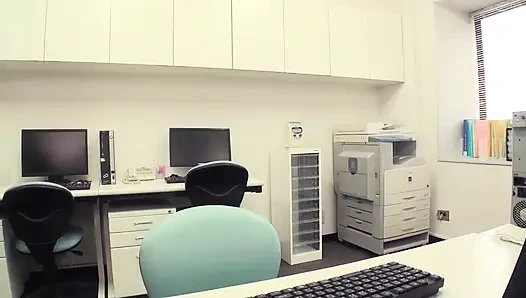 Working Milf - reife arbeitende frau ist unbestreitbar