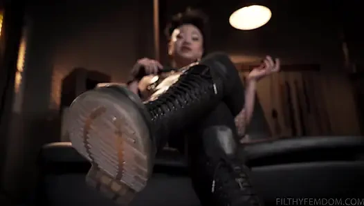 Mayhem's Filthy Little Foot Worm Featuring Mayhem