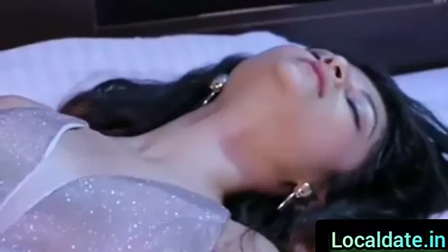 Party Ke Bad GF Ki Friend Ko Choda