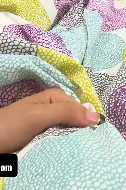 Exxxtra small - cewek nympho mungil dan pacarnya ngebiarkan teman mereka merekam mereka saat lagi ngentot