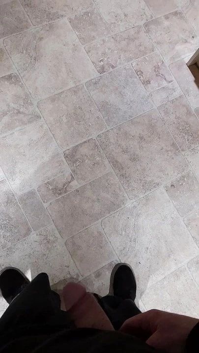 Quick cock flash