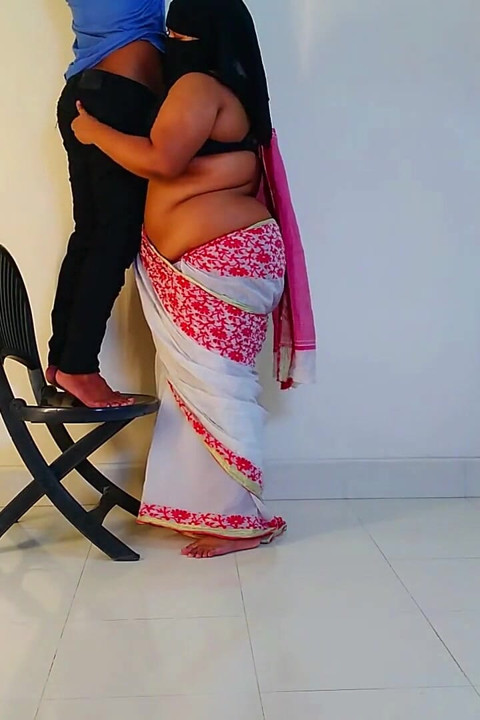Big Ass Stepaunty Was Fucking the Maid When Her Husband Was Not at Home but in a Hotel