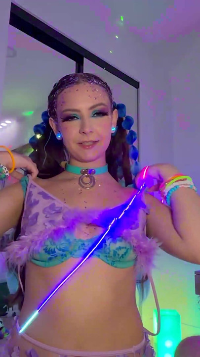 Serena Hill Rides Brian Omally's Cock a Messy Laser-lit Hookup Scene!