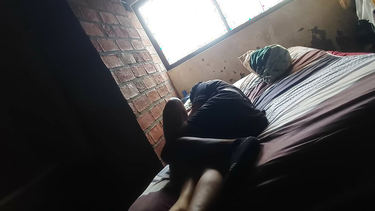 Si lascia fare quando voglio leccarle la fica