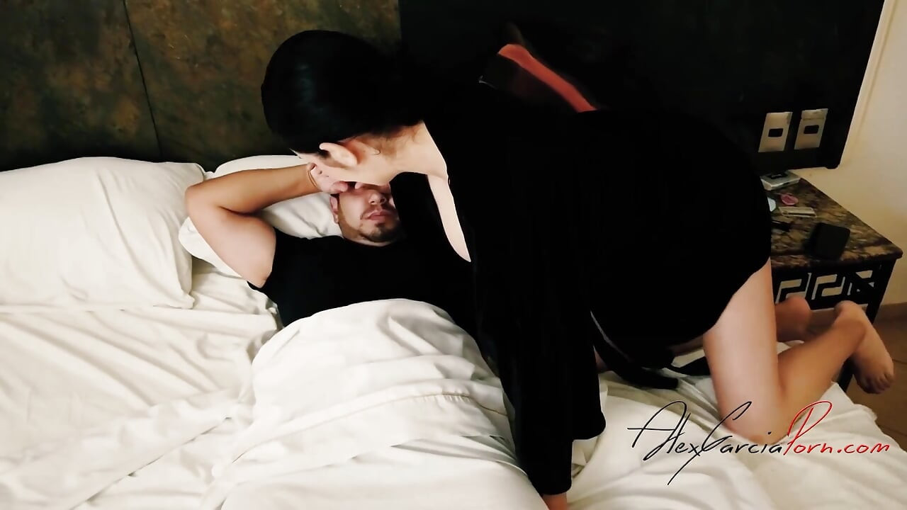 Meu vizinho me chupa para foder