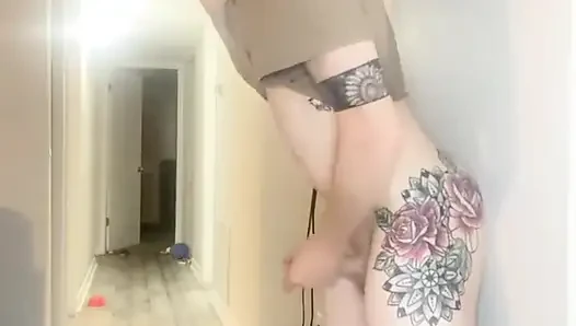 Kendi Yüzüne Boşalma!! Femboy Tessa Götünü Oyuncakla Sikiyor Ve Kendi Yüzüne Boşalıyor!
