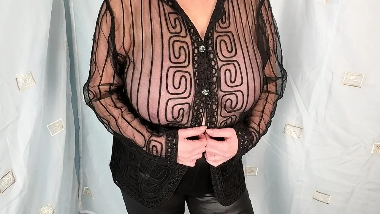 Mrs Mature Feet in her Black Trousers and Sexy Shoes 382