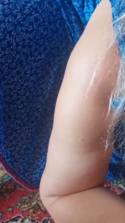 Beautiful blonde amateur mature and clothed sex | Clip 1