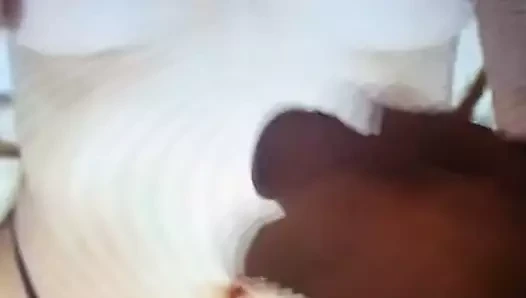 Cumtribute a pedido a putita argenta