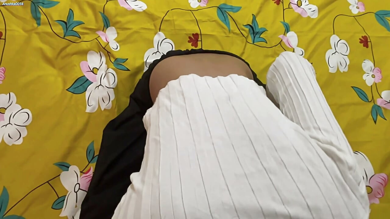 Indyjska studentka z Afganistanu 18+ z creampie – cipka rżnięta przez Hindusa