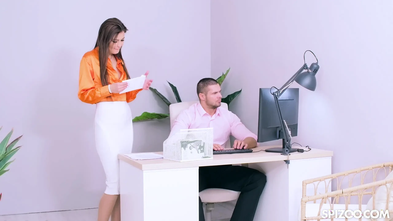 Slutty Secretary Cindy Shine Seduces Her Hot Boss