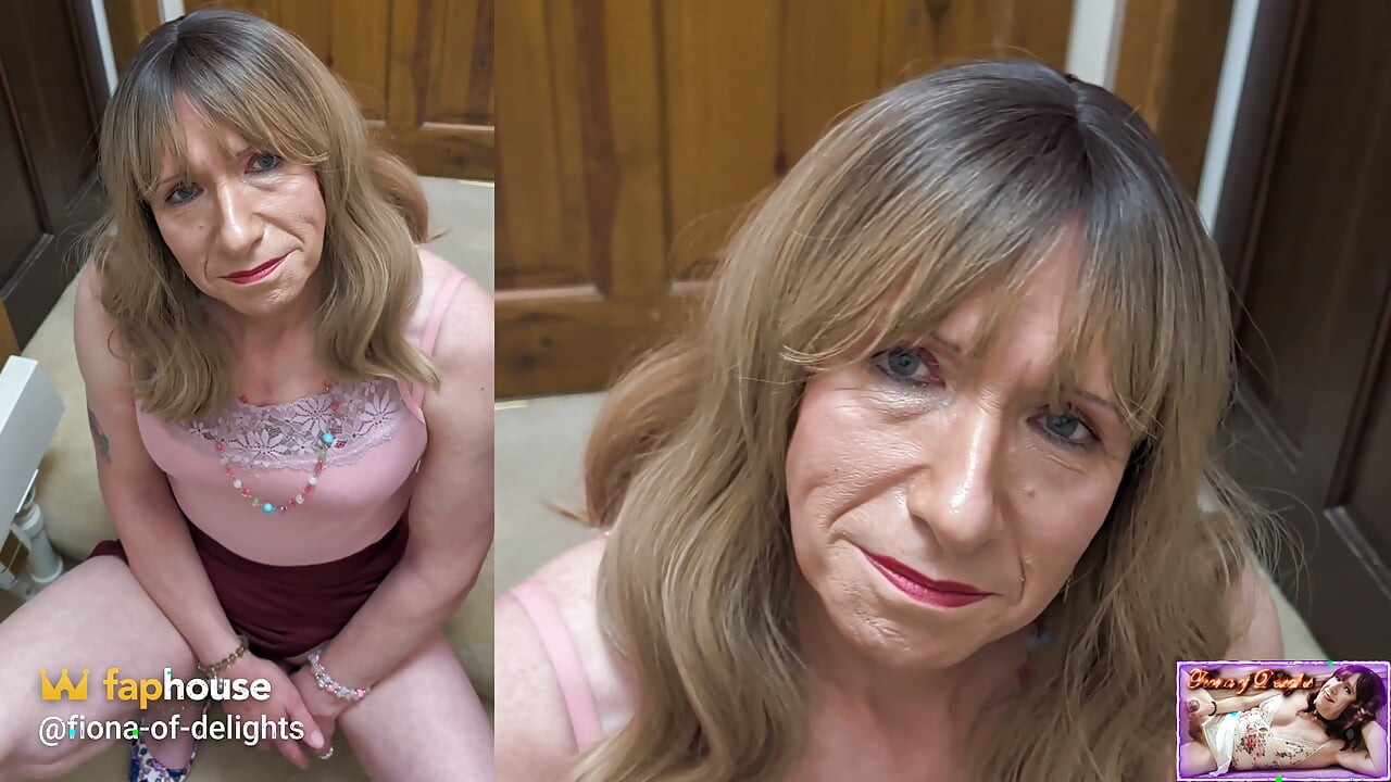 Mama vitregă transsexuală matură îți dă instrucțiuni