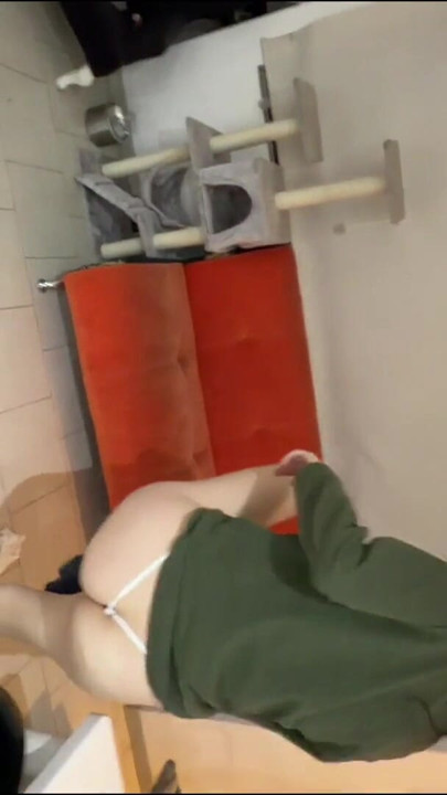 I SUCK IT VERY WELL AND ENDS UP IN A THONG | Clip 1