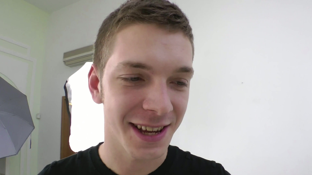 ケンドラスター:ポルノで最も崇高な胸を持つ女神のためのハードアナルスリーサム