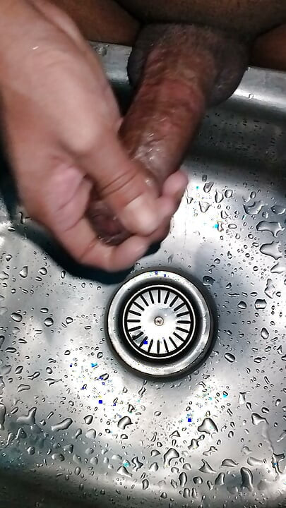 Fucking Sink Solo Masturbation
