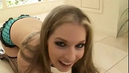 Межрасовый тройничок для грудастой блондинки-шлюшки