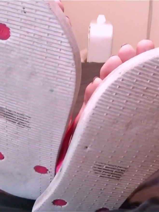 Skitten flipflop-dingle