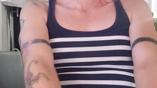 Inspirierte Masturbation mit Sperma