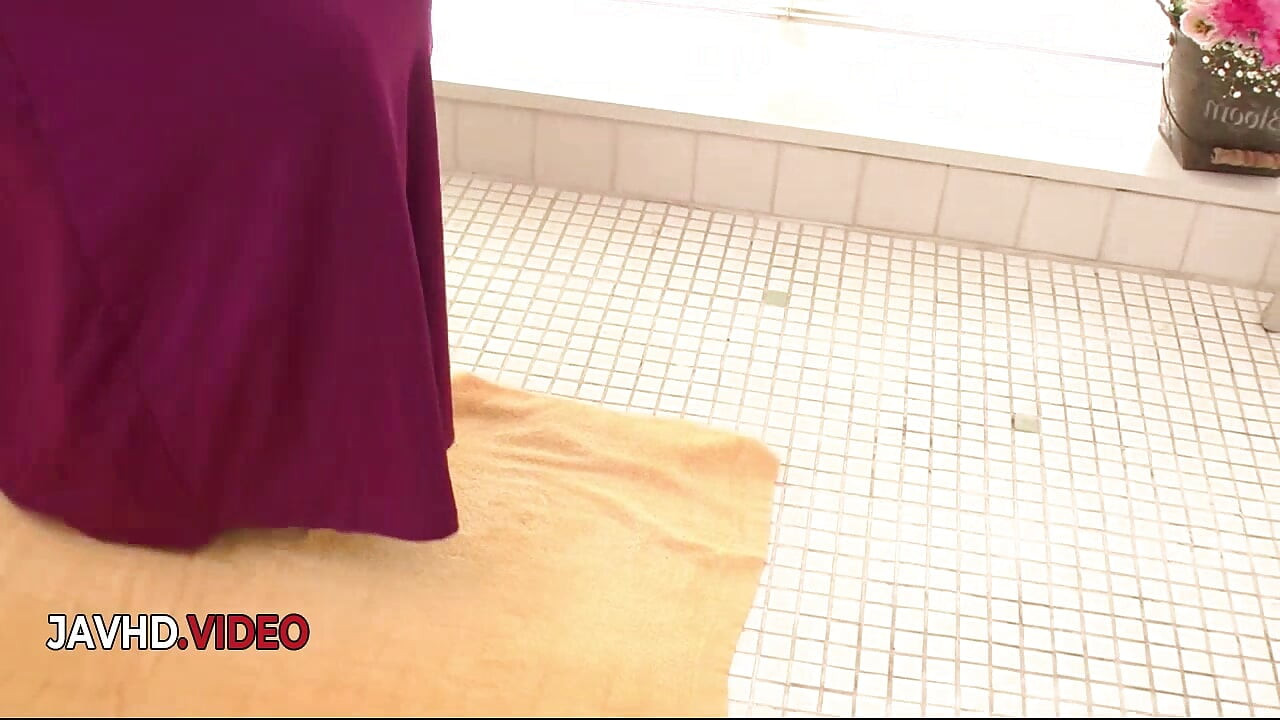 Shaved PussyChihiroAkinos Big tits get intensely fucked then cumshot ends Handjob