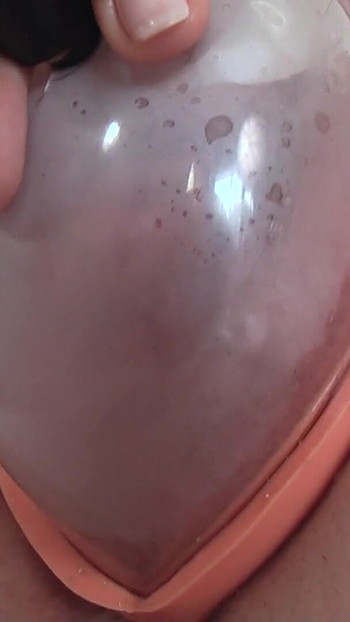 Thrilling moment from "Safado fez um video porno com a vizinha casada amador"