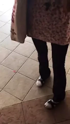 malay- awek tudung kuantan hisap dlm lif