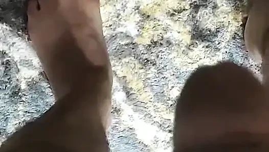 Tukang pijat august skye fingering memeknya pakai jari sarah arab untuk muasin memeknya
