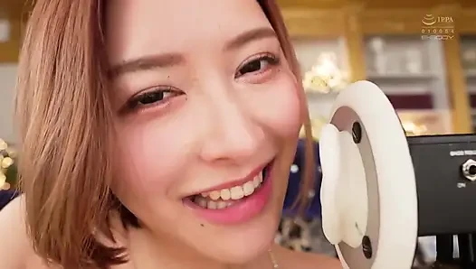 Si cantik rambut pendek pengen muasin kontolmu dengan enak. Bagian.1