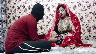 Indian Desi Sexy Bride avec son mari la nuit de noces