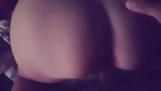 Mempersiapkan istriku untuk threesome