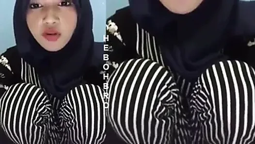 Le hijab aime boire du sperme