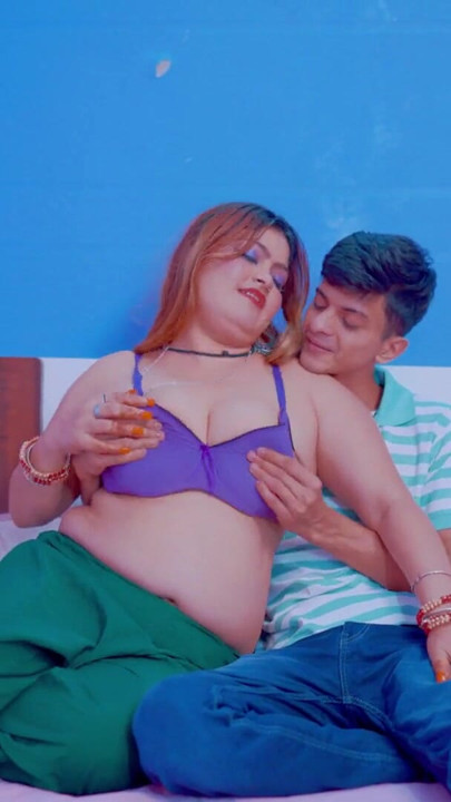 Big boobs hot newly married couple enjoyed their first suhagrat night | Clip 1