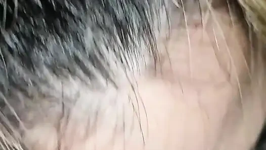 Ich ging eine fahrt im auto und ich fühlte mich, seinen schwanz zu lutschen