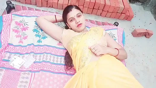 Watching Indian outdoor stepmom take a hot bath makes her stepson go crazy for fucking her