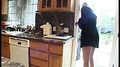 Mature blonde shemale gets her ass polished by overstayer