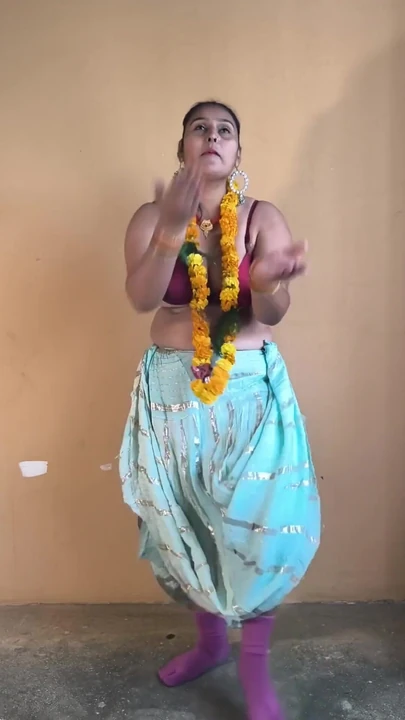 Powerful moment from "Puja baby dance performance"