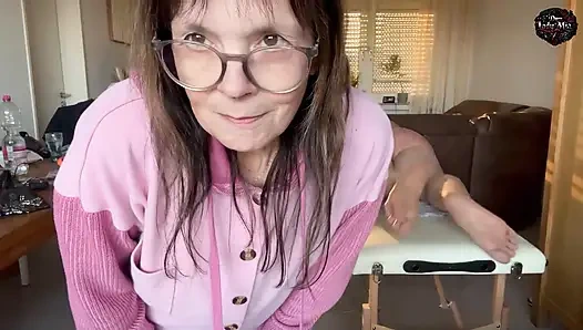 Domlady mia slaveofm hell of pain cbt'i kırbaçlıyor ve elektrik ve edepsiz diş teli ile cezalandırılıyor - bölüm 8