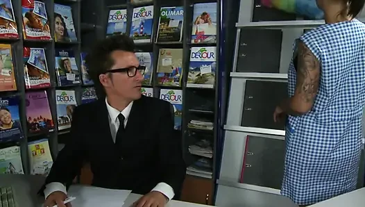 Big ass brunette fucked in her pussy from her fucker